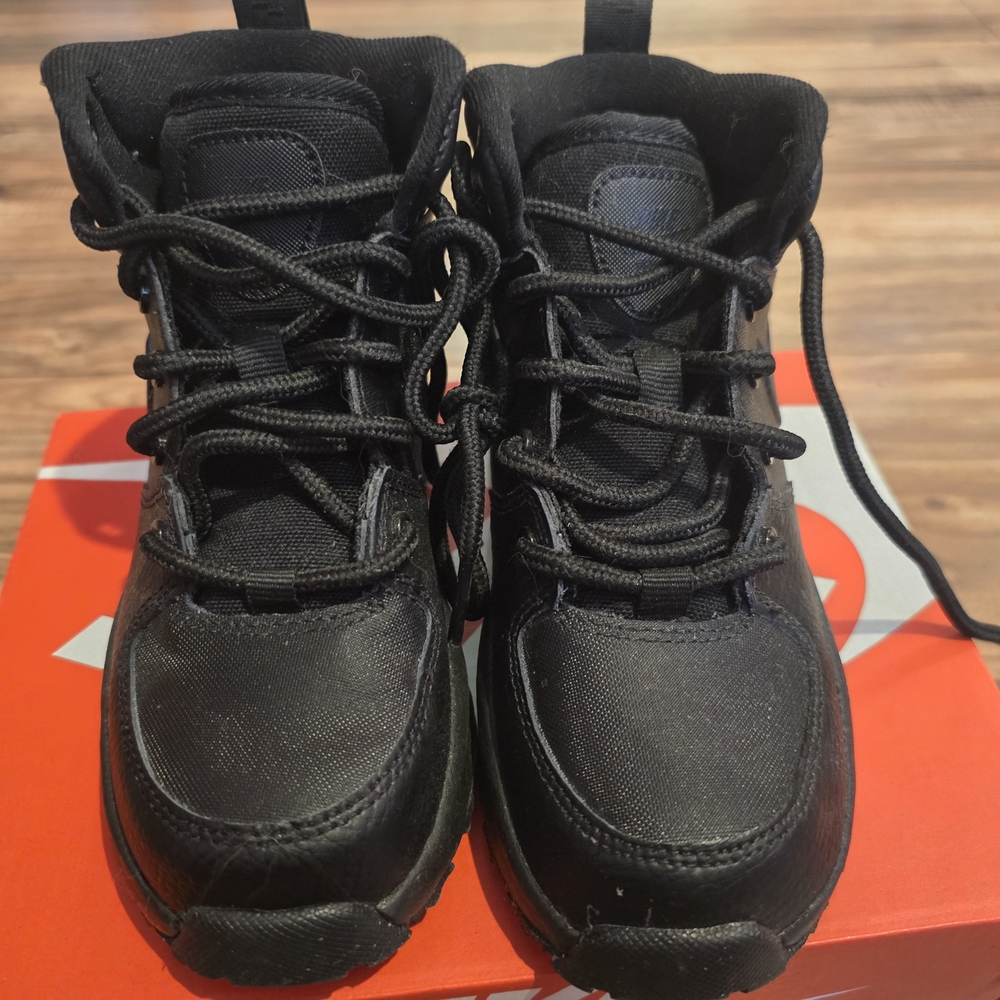 Nike Kids Black Sneakers